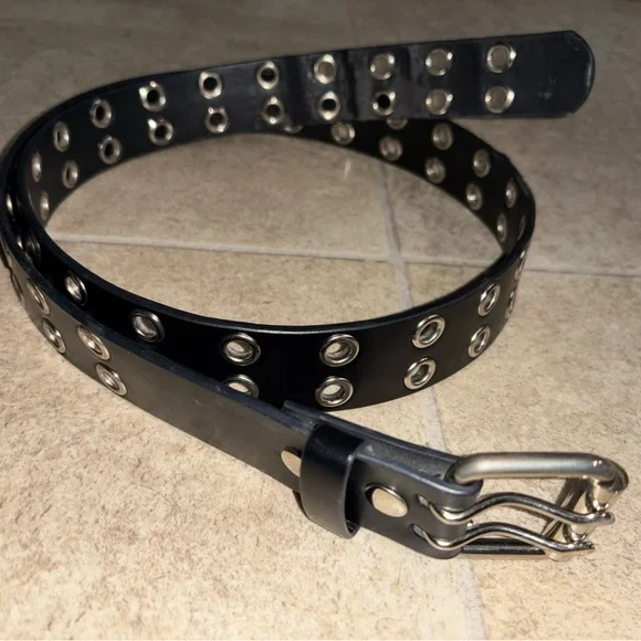 Black torrid Grommet Belt 2x - Picture 1 of 3